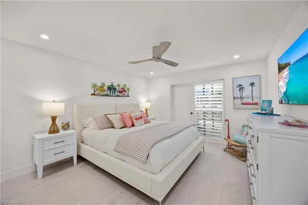 $8,000 | 2100 Gulf Shore Boulevard North, Unit 101, Naples, FL 34102