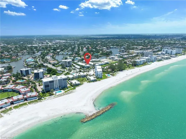 $8,000 | 2100 Gulf Shore Boulevard North, Unit 101, Naples, FL 34102