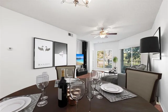 $1,575 | 10028 Strafford Oak Court, Unit 710, Tampa, FL 33624