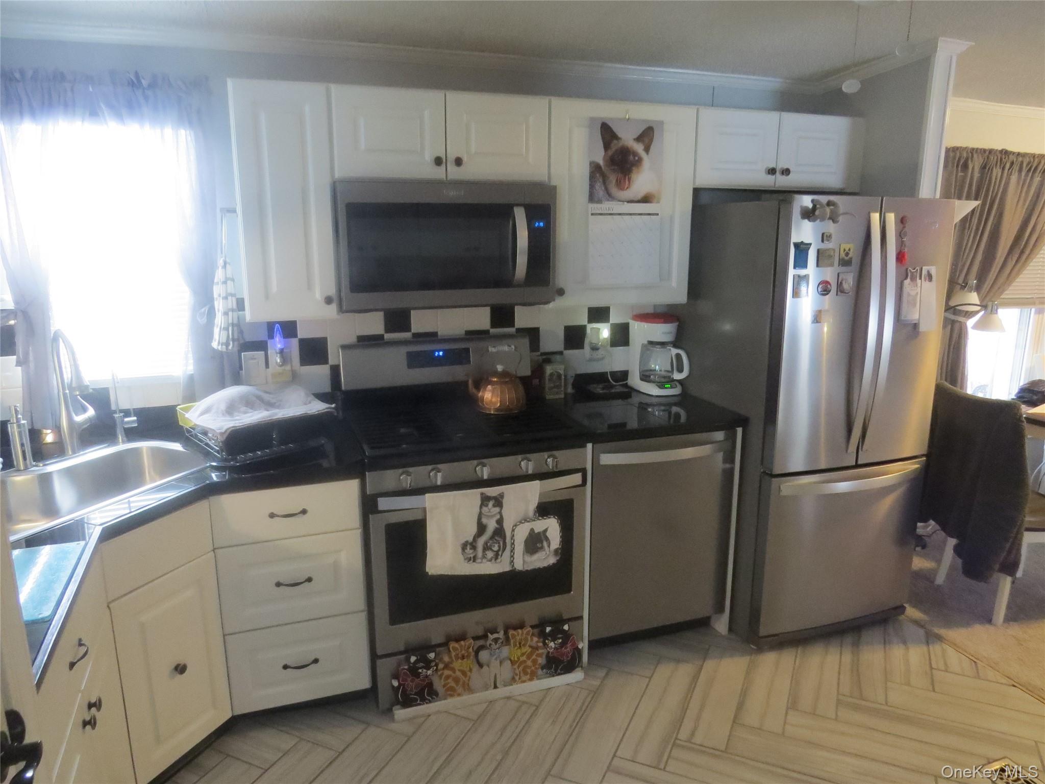 723 Beekman Road, Unit 72 Hopewell Junction, NY 12533 - Photo 10 of 23