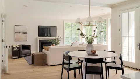 $3,895,000 | 10 Bird Hill Avenue, Wellesley, MA 02481