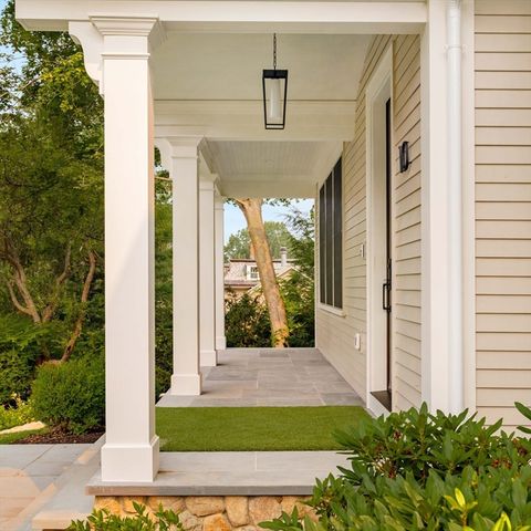 $3,750,000 | 10 Bird Hill Avenue, Wellesley, MA 02481