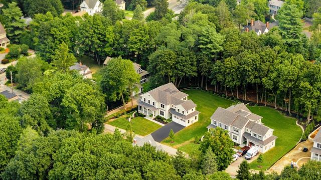 $3,750,000 | 10 Bird Hill Avenue, Wellesley, MA 02481