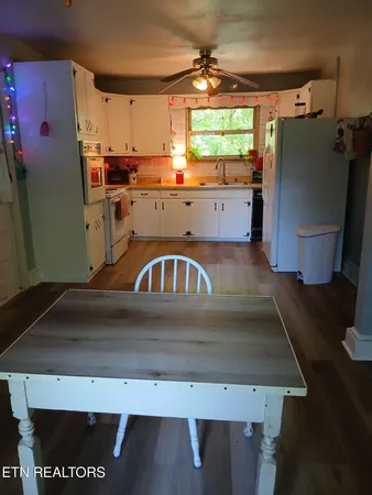 $259,900 | 7709 Neubert Springs Road, Knoxville, TN 37920