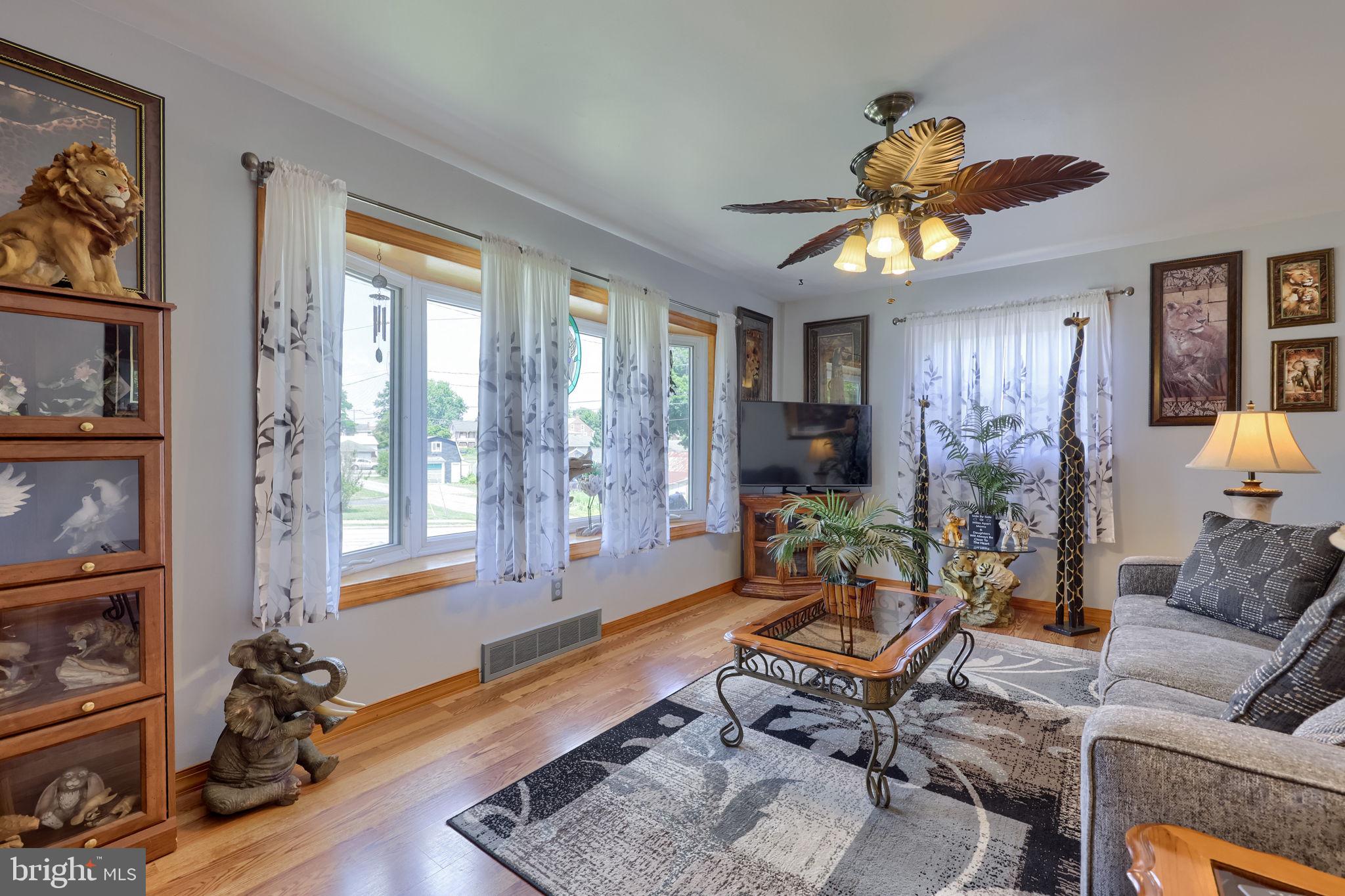 17 South Elm Street Lititz, PA 17543 - Photo 8 of 33