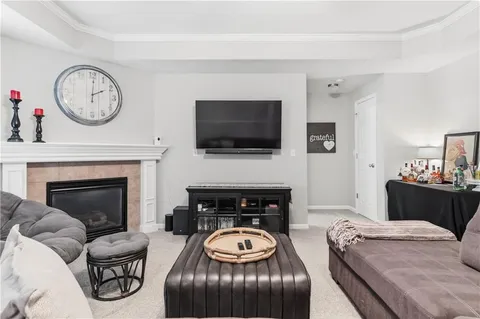 $390,000 | 9820 North Smalley Avenue, Kansas City, MO 64157