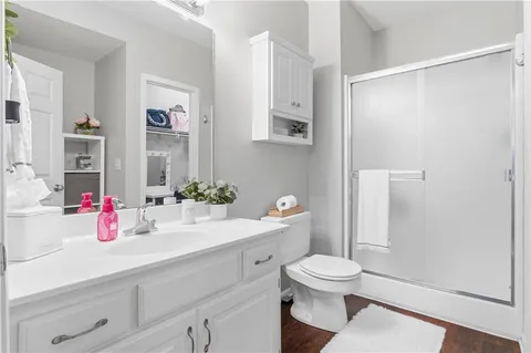 $390,000 | 9820 North Smalley Avenue, Kansas City, MO 64157