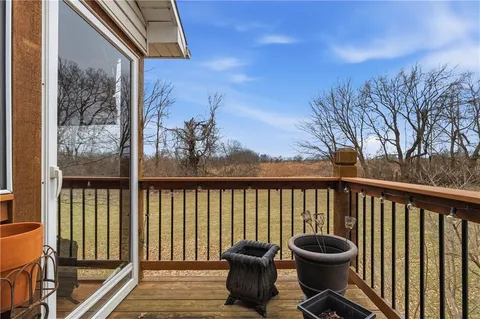 $390,000 | 9820 North Smalley Avenue, Kansas City, MO 64157