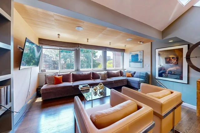 $5,750 | 38 Worcester Street, Unit 3, Boston, MA 02118