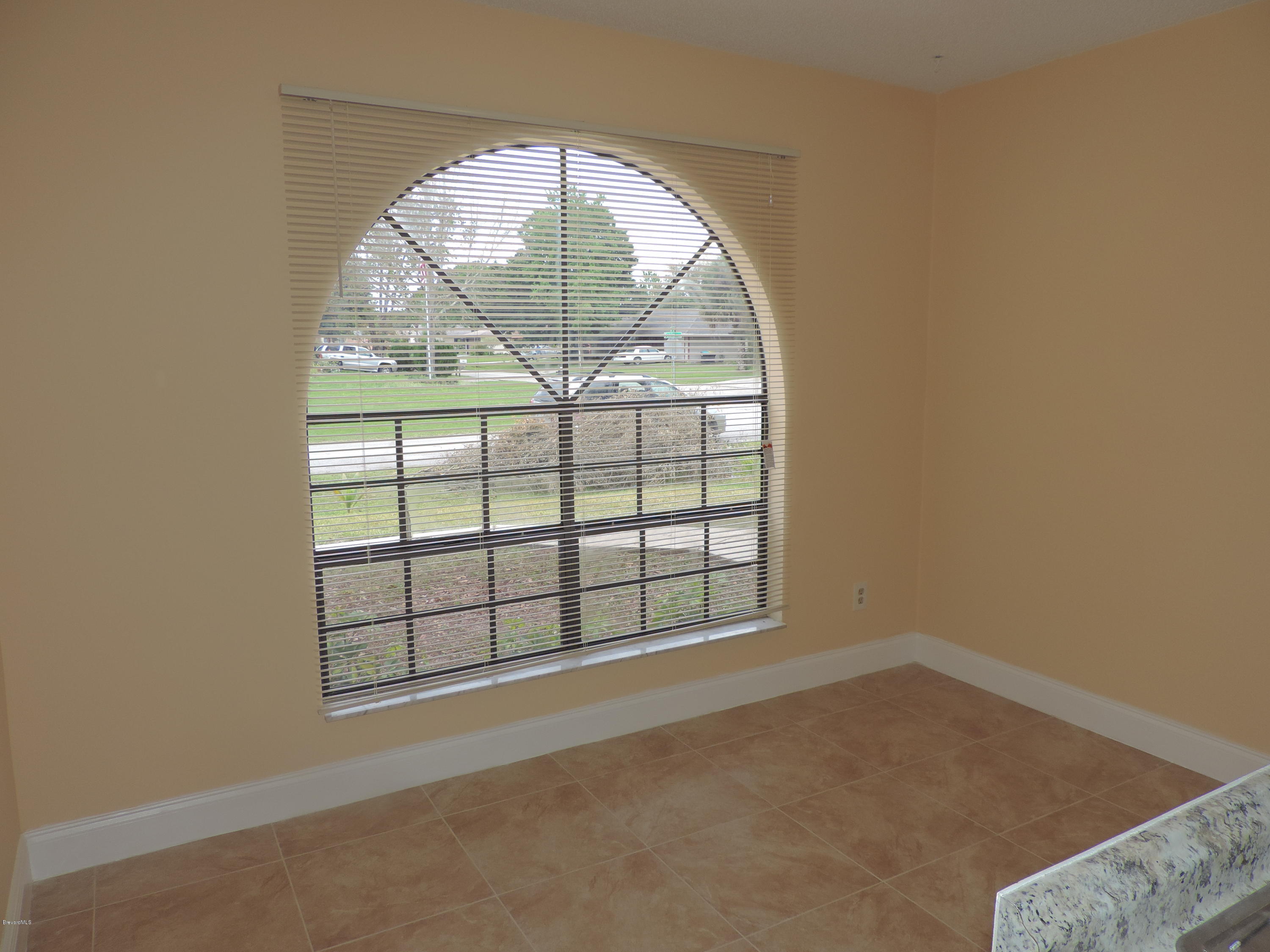 757 Furth Road Northwest Palm Bay, FL 32907 - Photo 17 of 46 DSCN8217
