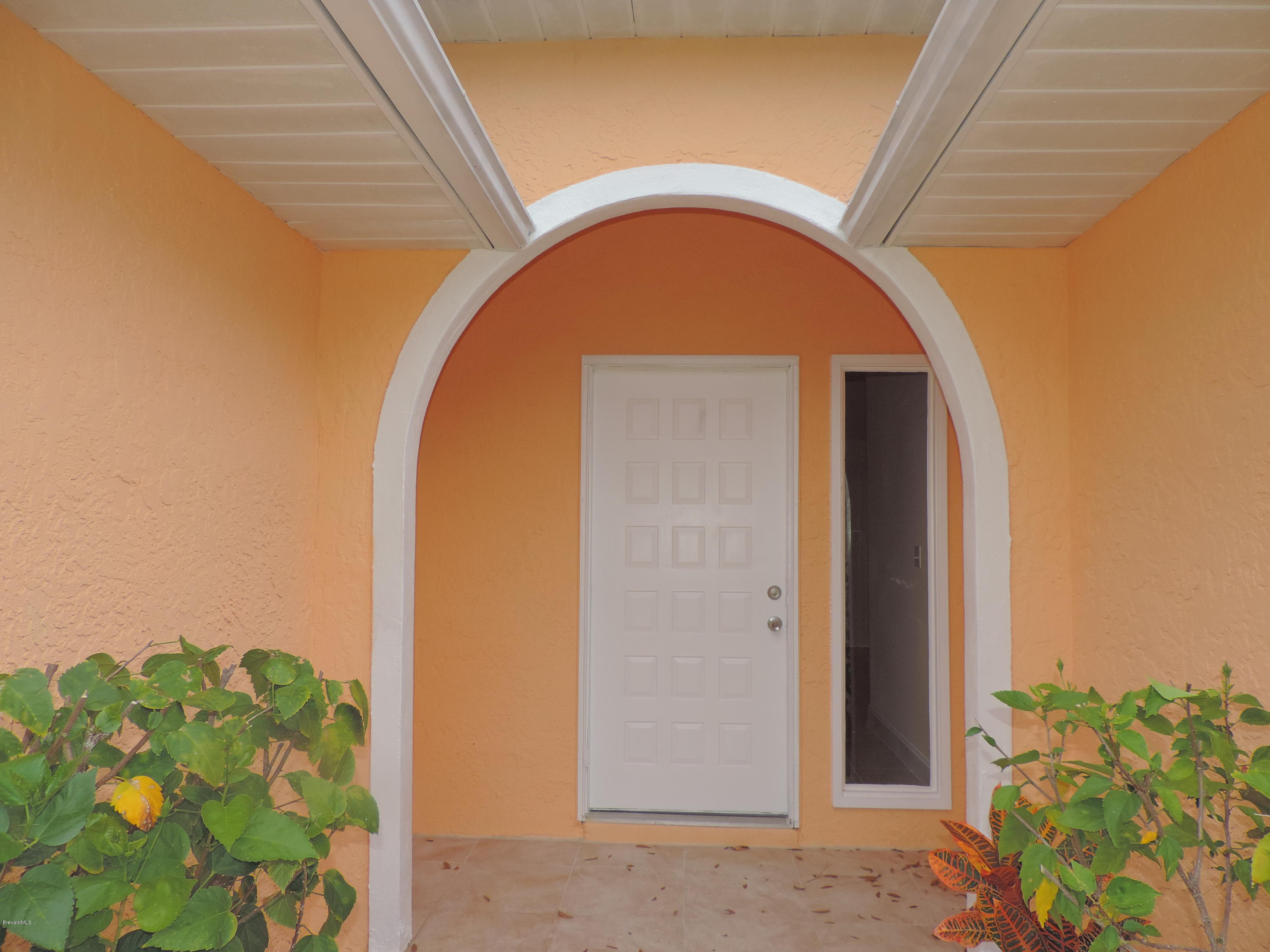 757 Furth Road Northwest Palm Bay, FL 32907 - Photo 3 of 46 DSCN8201