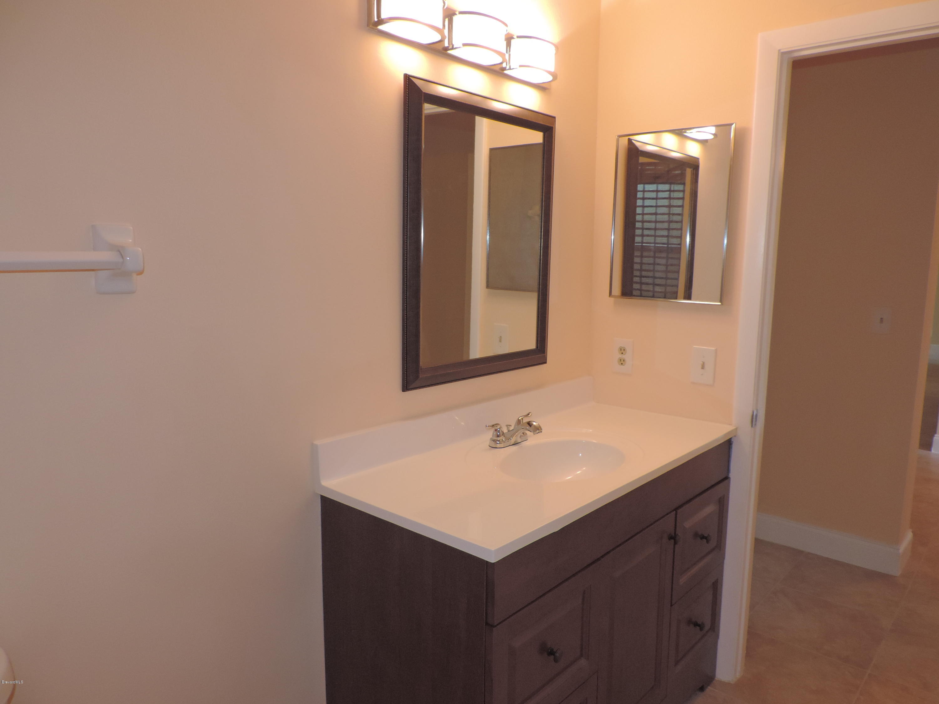757 Furth Road Northwest Palm Bay, FL 32907 - Photo 29 of 46 DSCN8239