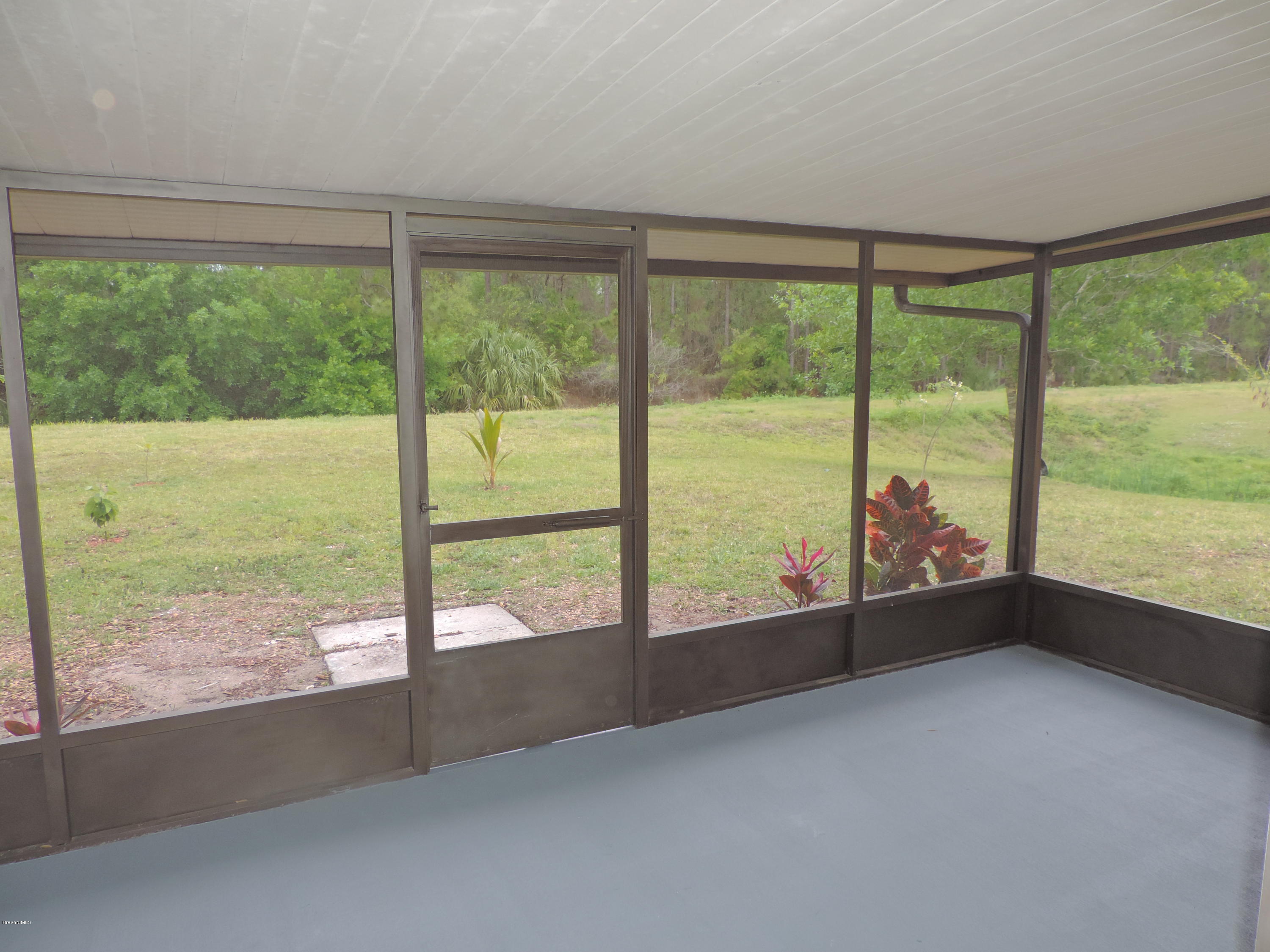 757 Furth Road Northwest Palm Bay, FL 32907 - Photo 38 of 46 DSCN8240
