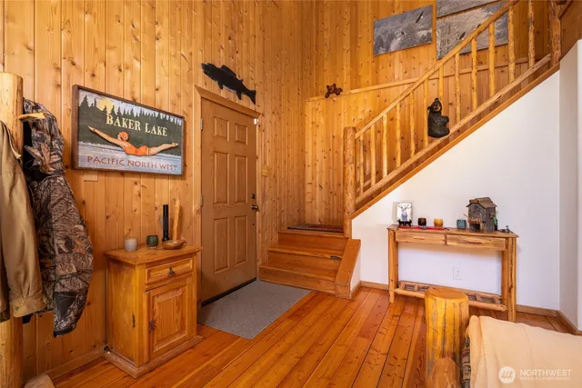 $899,900 | 37914 Theo Lane, Concrete, WA 98237