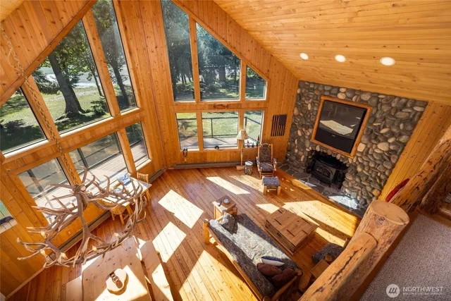 $899,900 | 37914 Theo Lane, Concrete, WA 98237