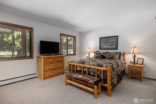 $899,900 | 37914 Theo Lane, Concrete, WA 98237