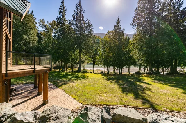 $899,900 | 37914 Theo Lane, Concrete, WA 98237