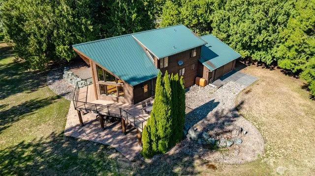 $899,900 | 37914 Theo Lane, Concrete, WA 98237