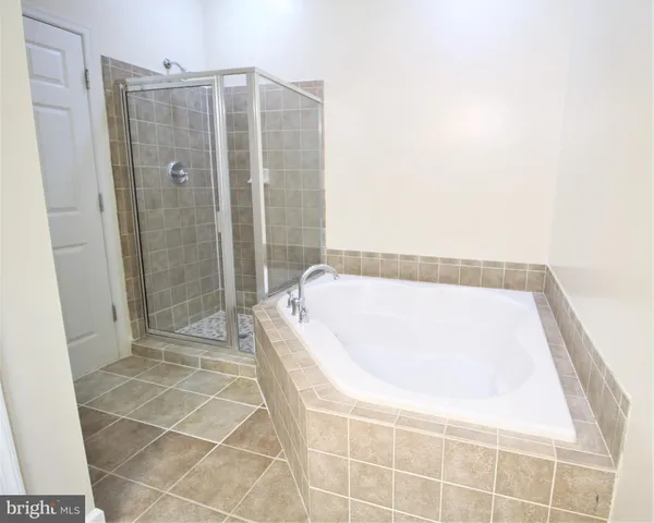 $2,728 | 2382 Brookmoor Lane, Woodbridge, VA 22191