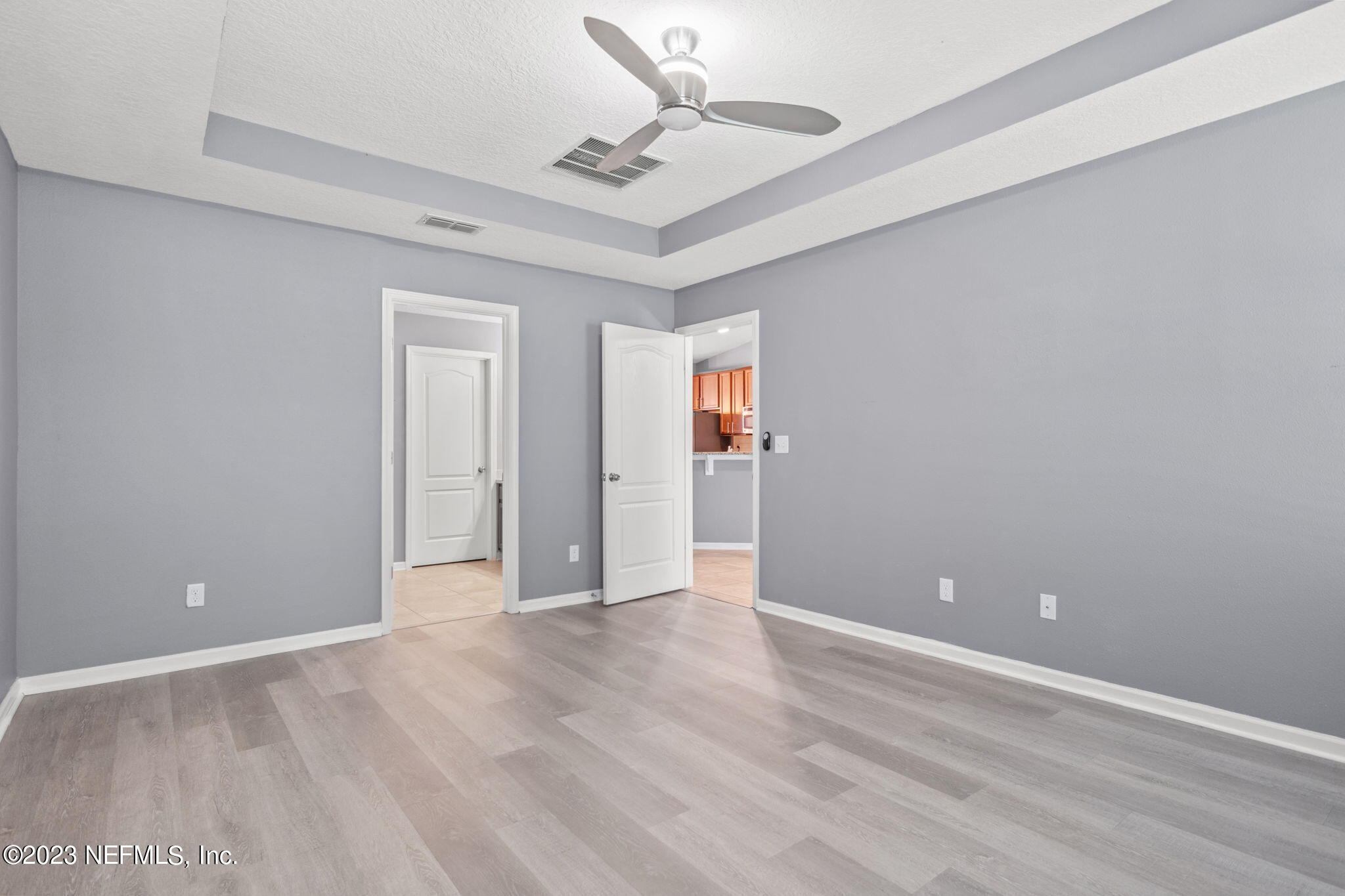 5910 Royalty Road Jacksonville, FL 32254 - Photo 17 of 31 Owners Suite