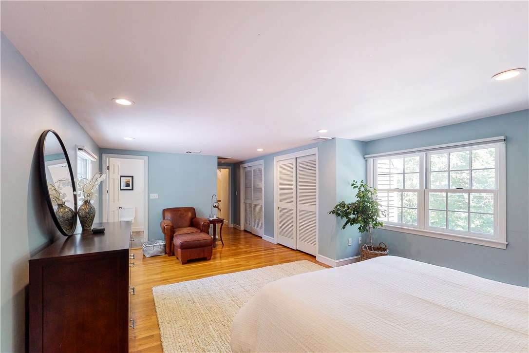 2 Overlook Road Barrington, RI 02806 - Photo 24 of 45