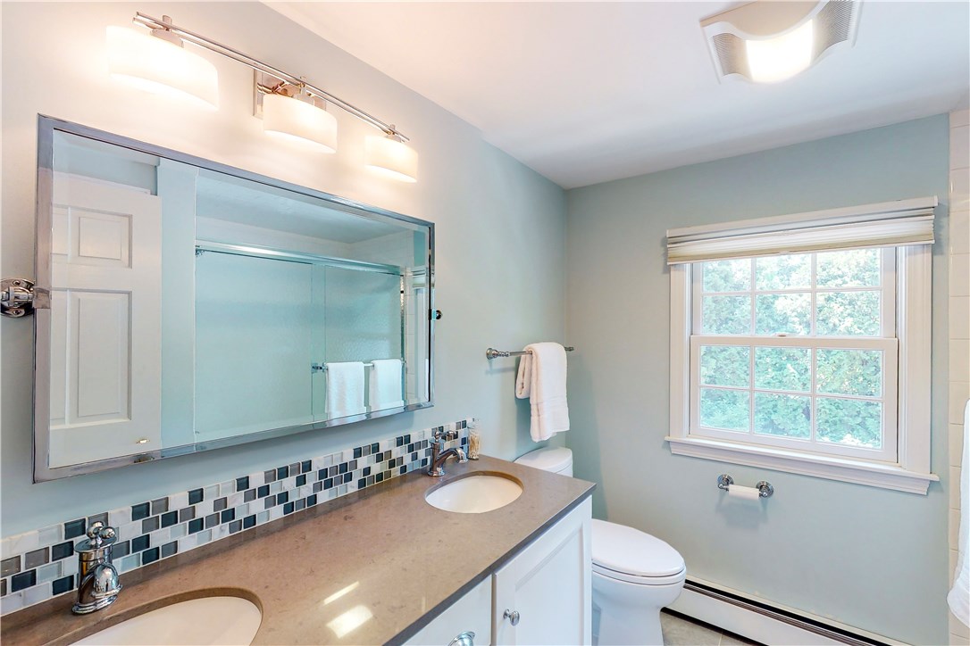 2 Overlook Road Barrington, RI 02806 - Photo 35 of 45