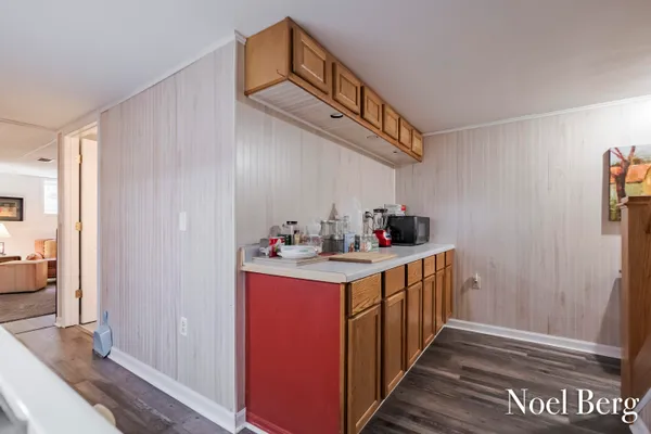 $724,900 | 17218 Timber Dunes Drive, Grand Haven, MI 49417