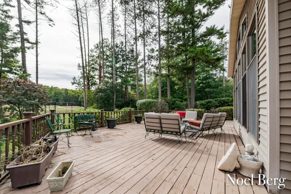 $724,900 | 17218 Timber Dunes Drive, Grand Haven, MI 49417