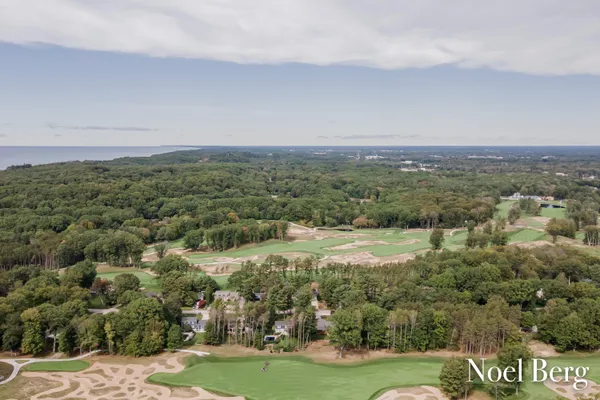 $724,900 | 17218 Timber Dunes Drive, Grand Haven, MI 49417