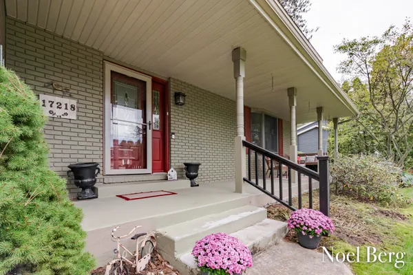 $724,900 | 17218 Timber Dunes Drive, Grand Haven, MI 49417