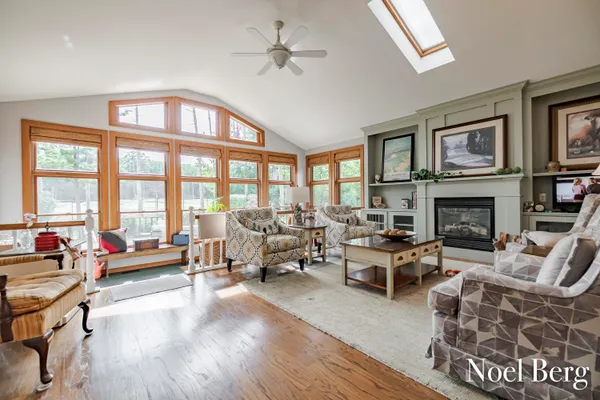 $724,900 | 17218 Timber Dunes Drive, Grand Haven, MI 49417