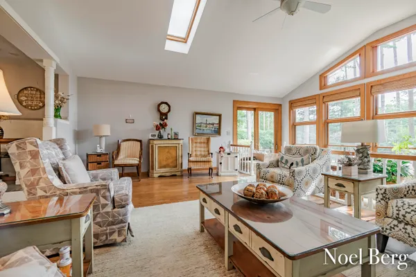 $724,900 | 17218 Timber Dunes Drive, Grand Haven, MI 49417