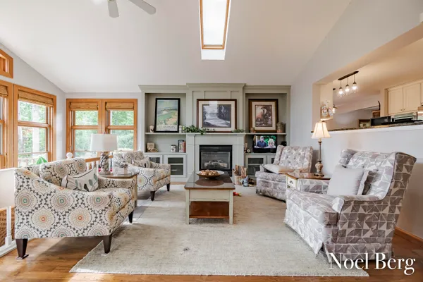 $724,900 | 17218 Timber Dunes Drive, Grand Haven, MI 49417