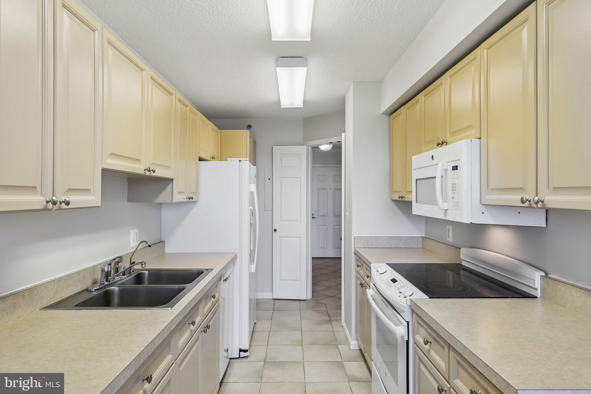 19385 Cypress Ridge Terrace, Unit 515 Leesburg, VA 20176 - Photo 52 of 58