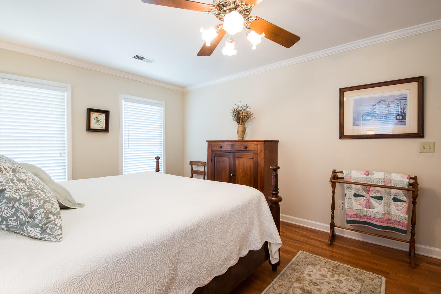 1345 South Barksdale Road Mount Pleasant, SC 29464 - Photo 20 of 51 1345SoBarksdale-23