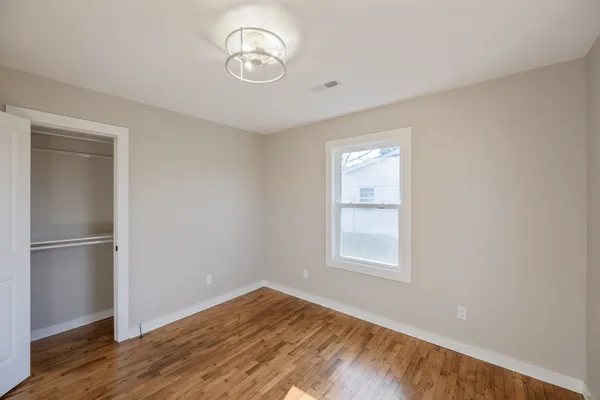 $155,000 | 366 South Kentucky Avenue, Parsons, TN 38363