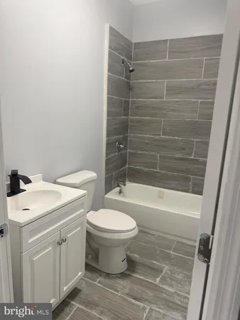 $2,000 | 307 Spring Street, Unit 1, Trenton, NJ 08618