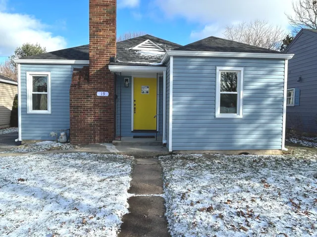 $219,900 | 19 North Elizabeth Street, Indianapolis, IN 46219
