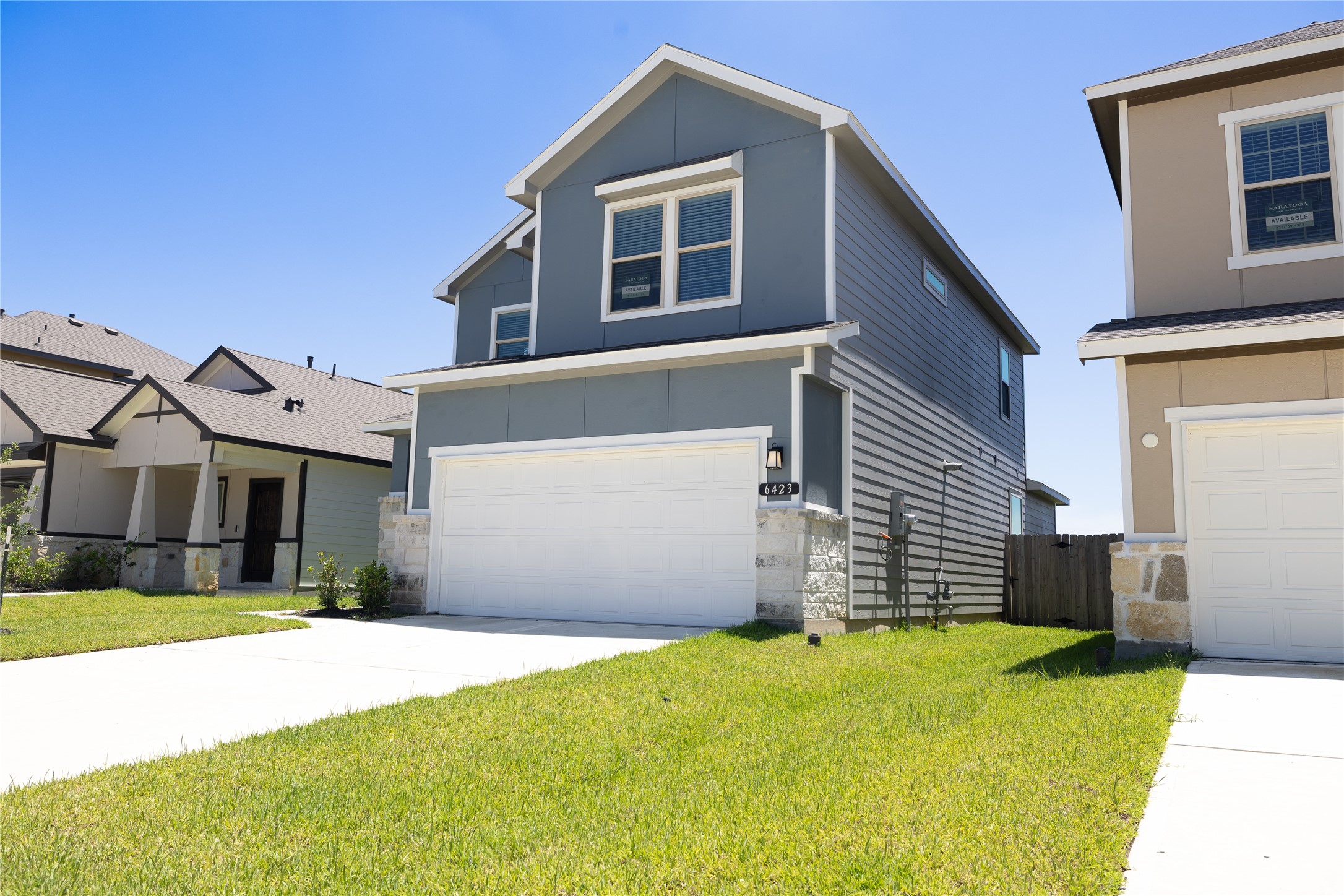 6423 Bolinas Court Rosharon, TX 77583 - Photo 2 of 39 a front view of a house with a yard