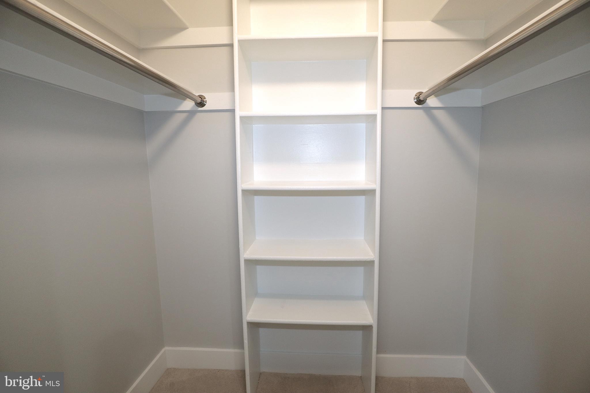 11641 Stoneview Square, Unit 21C Reston, VA 20191 - Photo 17 of 38 Gallery Image 17