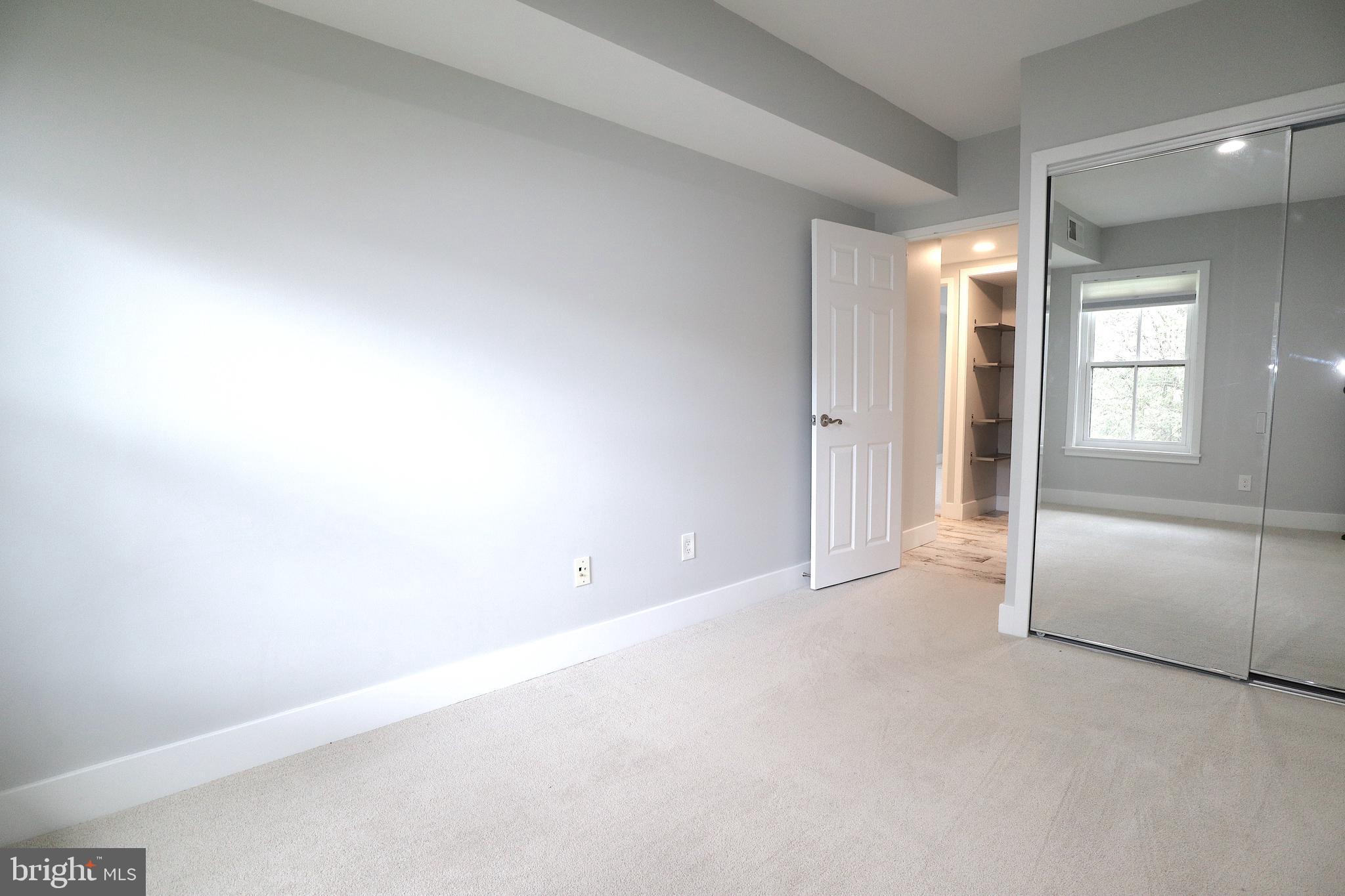 11641 Stoneview Square, Unit 21C Reston, VA 20191 - Photo 23 of 38 Gallery Image 23