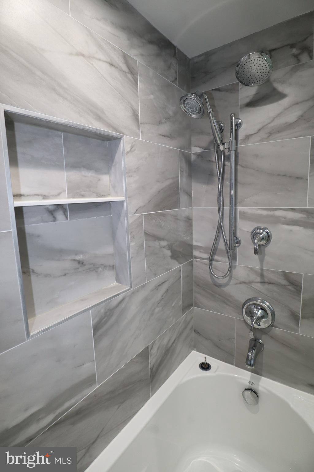 11641 Stoneview Square, Unit 21C Reston, VA 20191 - Photo 28 of 38 Gallery Image 28