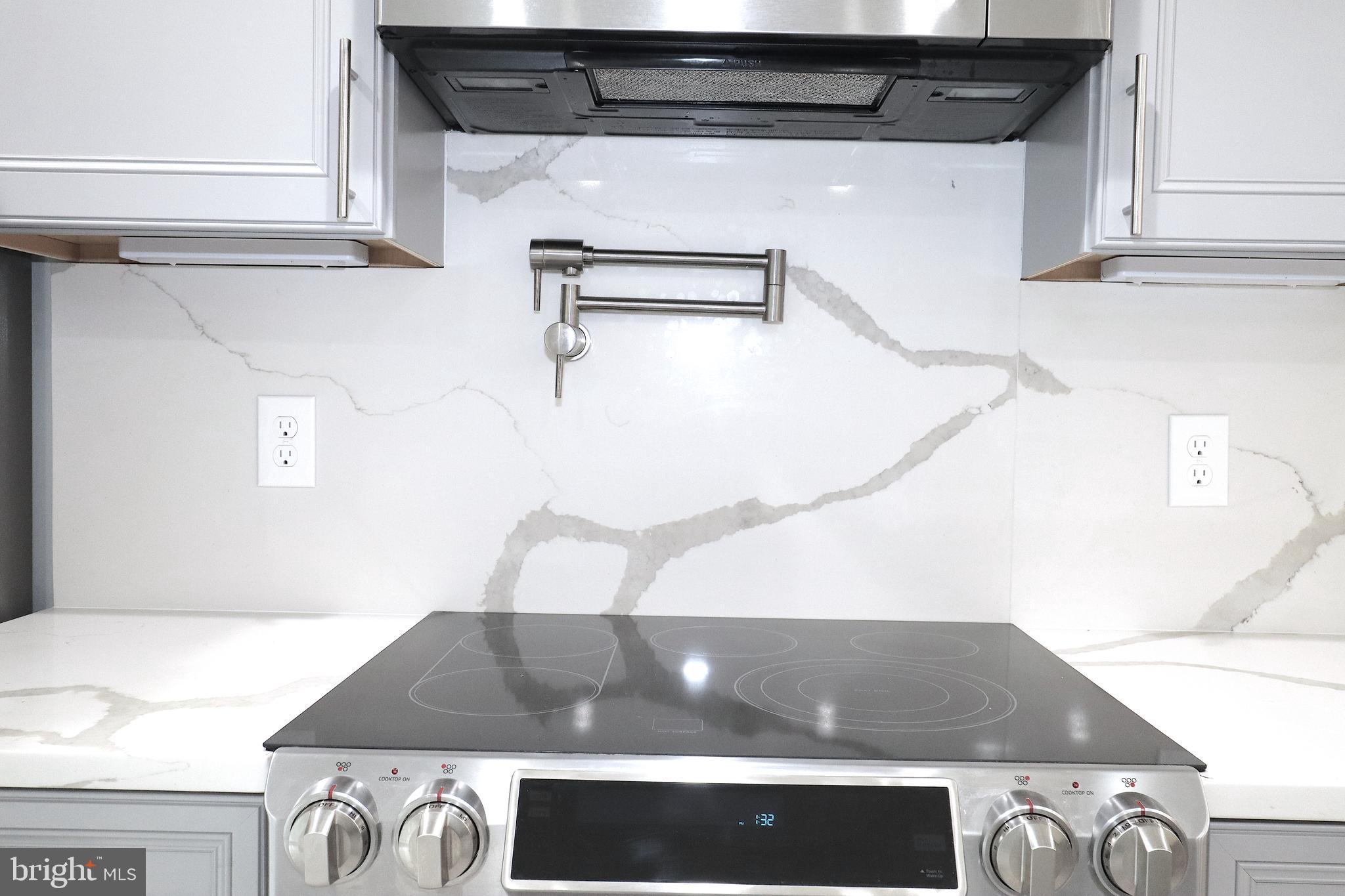 11641 Stoneview Square, Unit 21C Reston, VA 20191 - Photo 10 of 38 Gallery Image 10