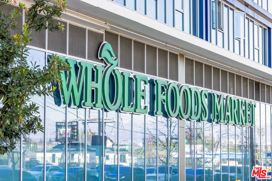 5338 Smiley Drive Los Angeles, CA 90016 - Photo 13 of 14