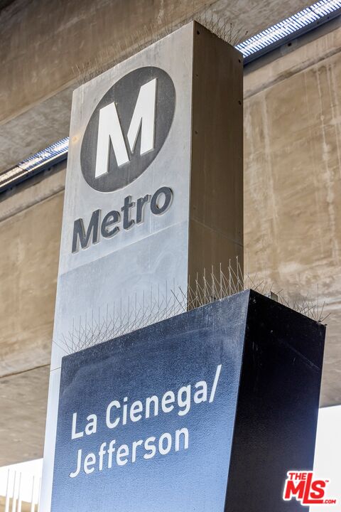 5338 Smiley Drive Los Angeles, CA 90016 - Photo 6 of 14