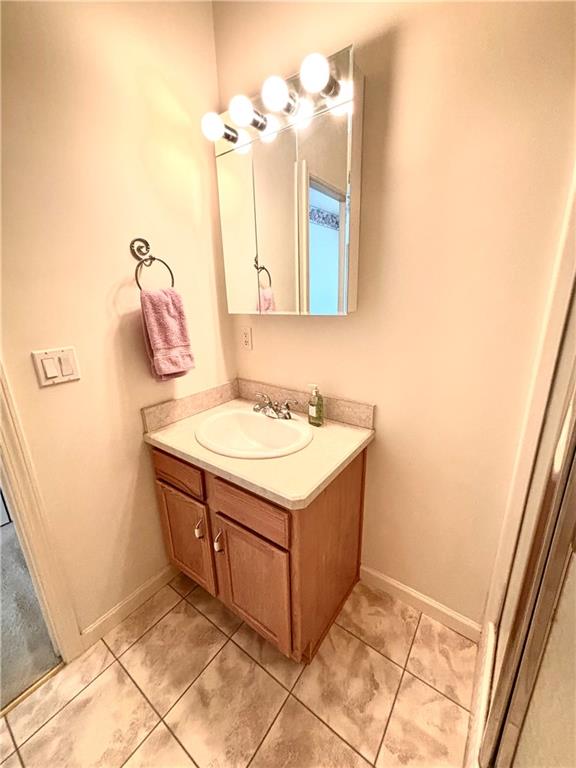 516 Madison Boulevard Freedom, PA 15042 - Photo 24 of 33 2nd bath