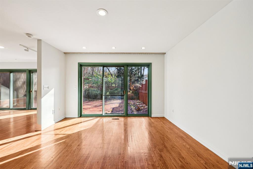 6 Old Quarry Road, Unit 4 Englewood, NJ 07631 - Photo 12 of 49