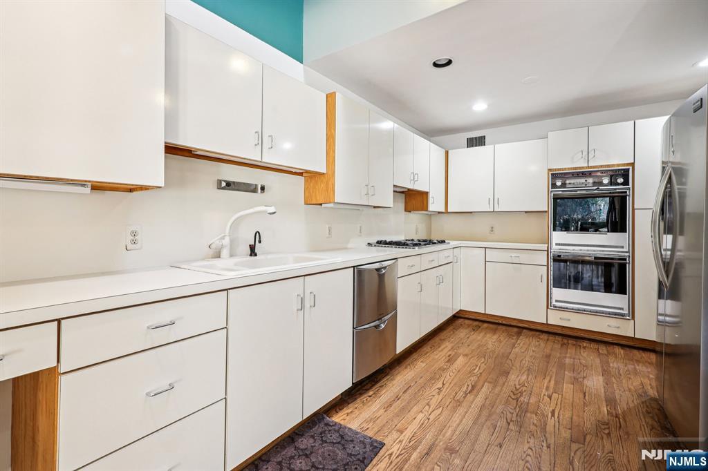 6 Old Quarry Road, Unit 4 Englewood, NJ 07631 - Photo 17 of 49