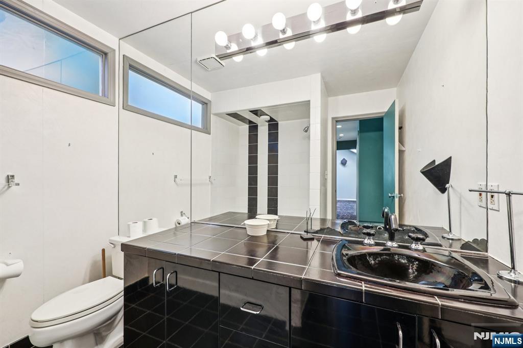 6 Old Quarry Road, Unit 4 Englewood, NJ 07631 - Photo 25 of 49