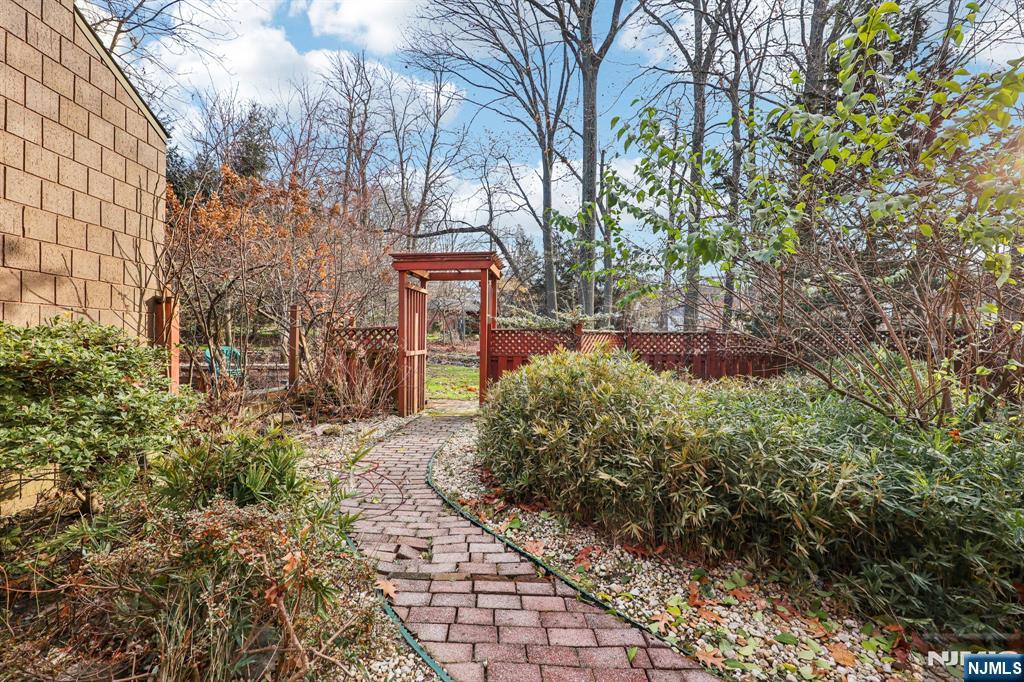 6 Old Quarry Road, Unit 4 Englewood, NJ 07631 - Photo 48 of 49